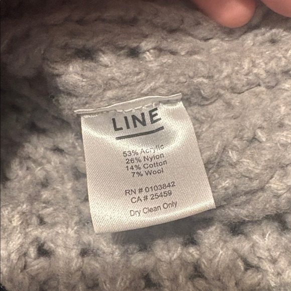 LINE Chunky Knit Sweater - Medium - Picture 6 of 6